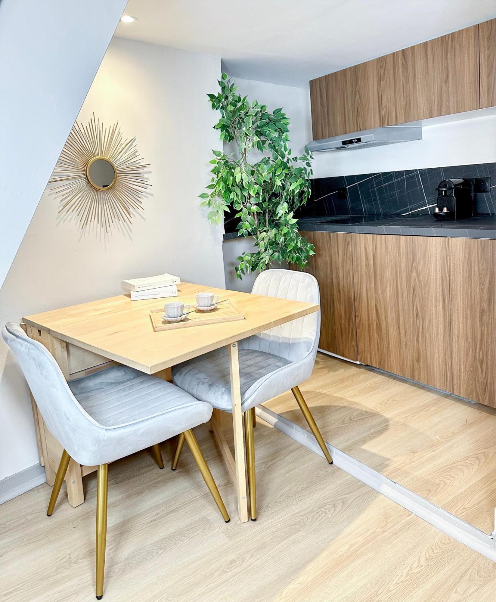 6062 - Stylish Duplex In Paris Olympic Games 2024アパートメント エクステリア 写真