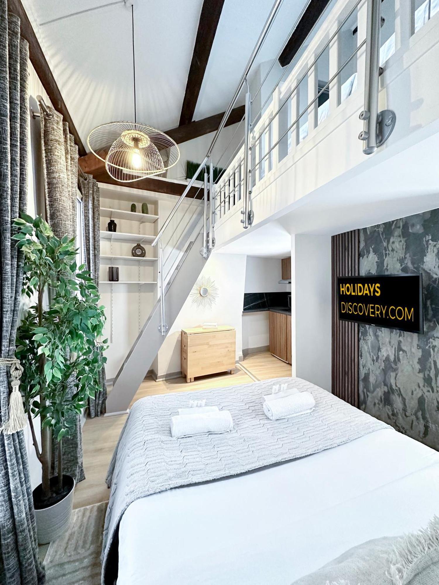 6062 - Stylish Duplex In Paris Olympic Games 2024アパートメント エクステリア 写真